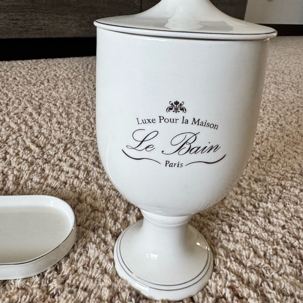 Restoration Hardware White Le Bain Bath Accessory